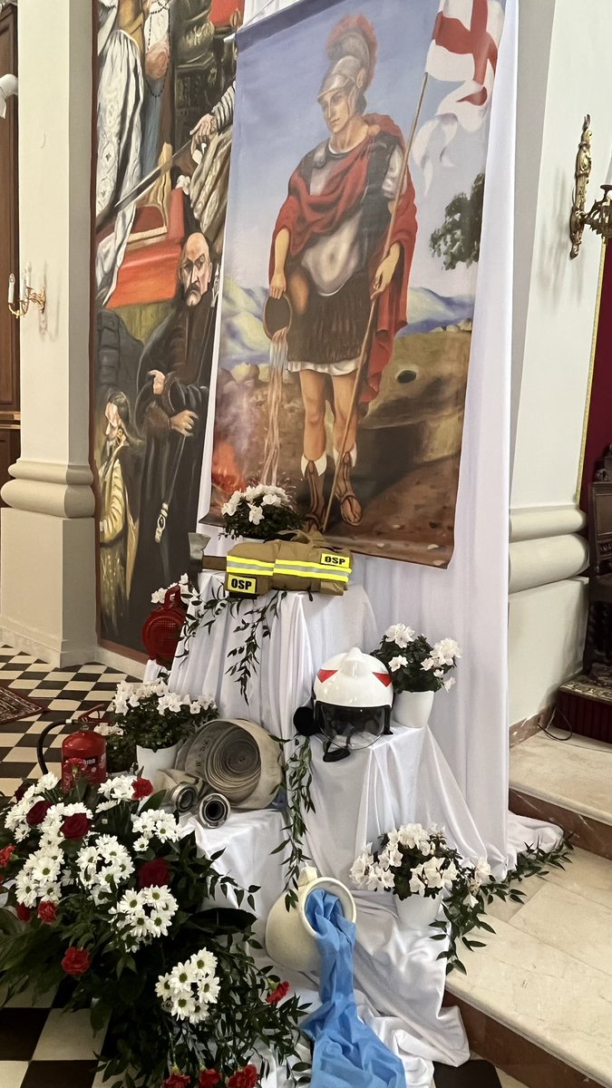 PiotrLibera's tweet photo. Rycerze św. Floriana świętowali 100 lecie istnienia OSP we Wieczfni Kościelnej. Dziękuję, drogie druhny i druhowie  za Waszą służbę Bogu na chwałę i ludziom na pożytek 🚒👩🏻‍🚒 https://t.co/TrOl5oVov7