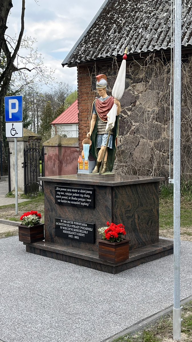 Rycerze św. Floriana świętowali 100 lecie istnienia OSP we Wieczfni Kościelnej. Dziękuję, drogie druhny i druhowie  za Waszą służbę Bogu na chwałę i ludziom na pożytek 🚒👩🏻‍🚒