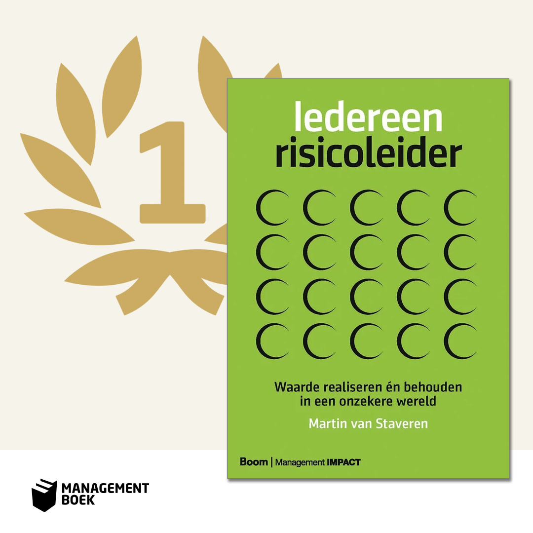 We beginnen de week goed met een nieuwe nummer 1! Iedereen risicoleider van Martin van Staveren <a href="/martinvsrm/">Martin van Staveren</a> is momenteel het bestverkochte boek op onze site > bit.ly/3MKW1TW Gefeliciteerd! De volledige Top 100 bekijk je hier > bit.ly/3wrL7tw
