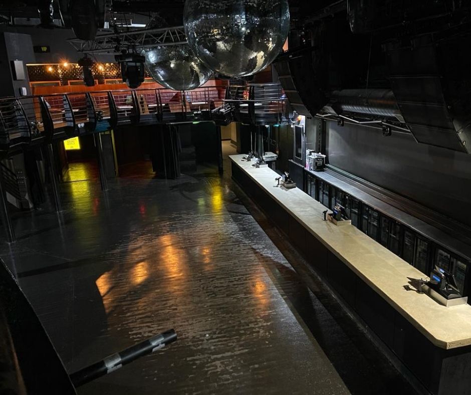 TempletonsLtd's tweet photo. Our #Templetons team put on their #dancingshoes for this clean for one of our regular contracts at The #MinistryofSound.

Running a club, bar or pub can be chaotic enough without worrying about managing a cleaning team, so get in touch &amp; let us help. https://t.co/qdErjf7XkZ https://t.co/53OW6XmFjF
