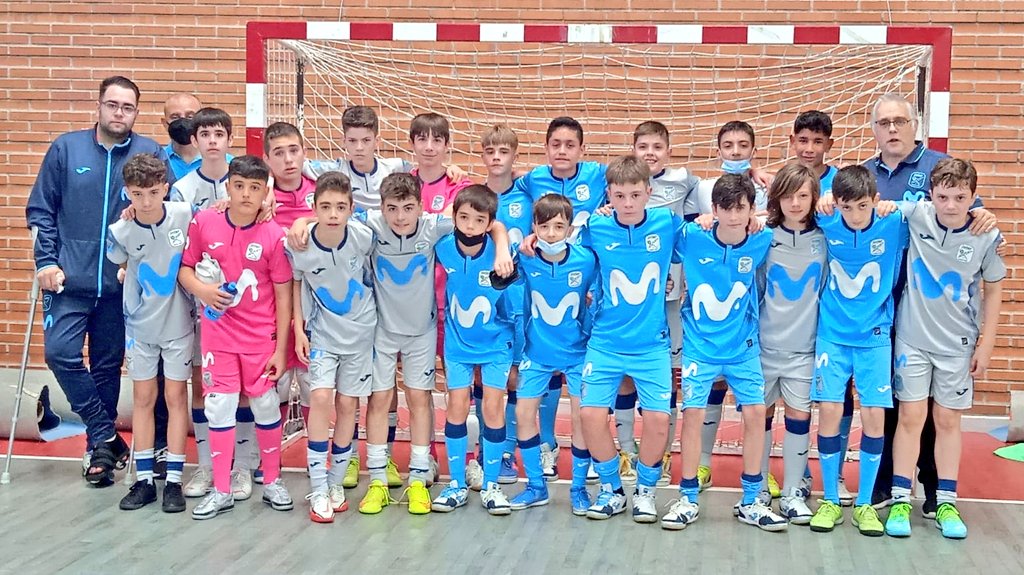 AcademiaInterFS's tweet photo. LA ACADEMIA |
‼️Pasión por el #FútbolSala en la @AcademiaInterFS Ⓜ️‼️
🔝 El Infantil B Ⓜ️ y el Infantil C Ⓜ️, aprovechando el #PuentedeMayo para disfrutar de un entrenamiento conjunto 👏👏👏.

#InteristaSoy #MovistarInterFS #FutbolSala #Formación #AlcalaDeHenares https://t.co/r4dIY6SJq7
