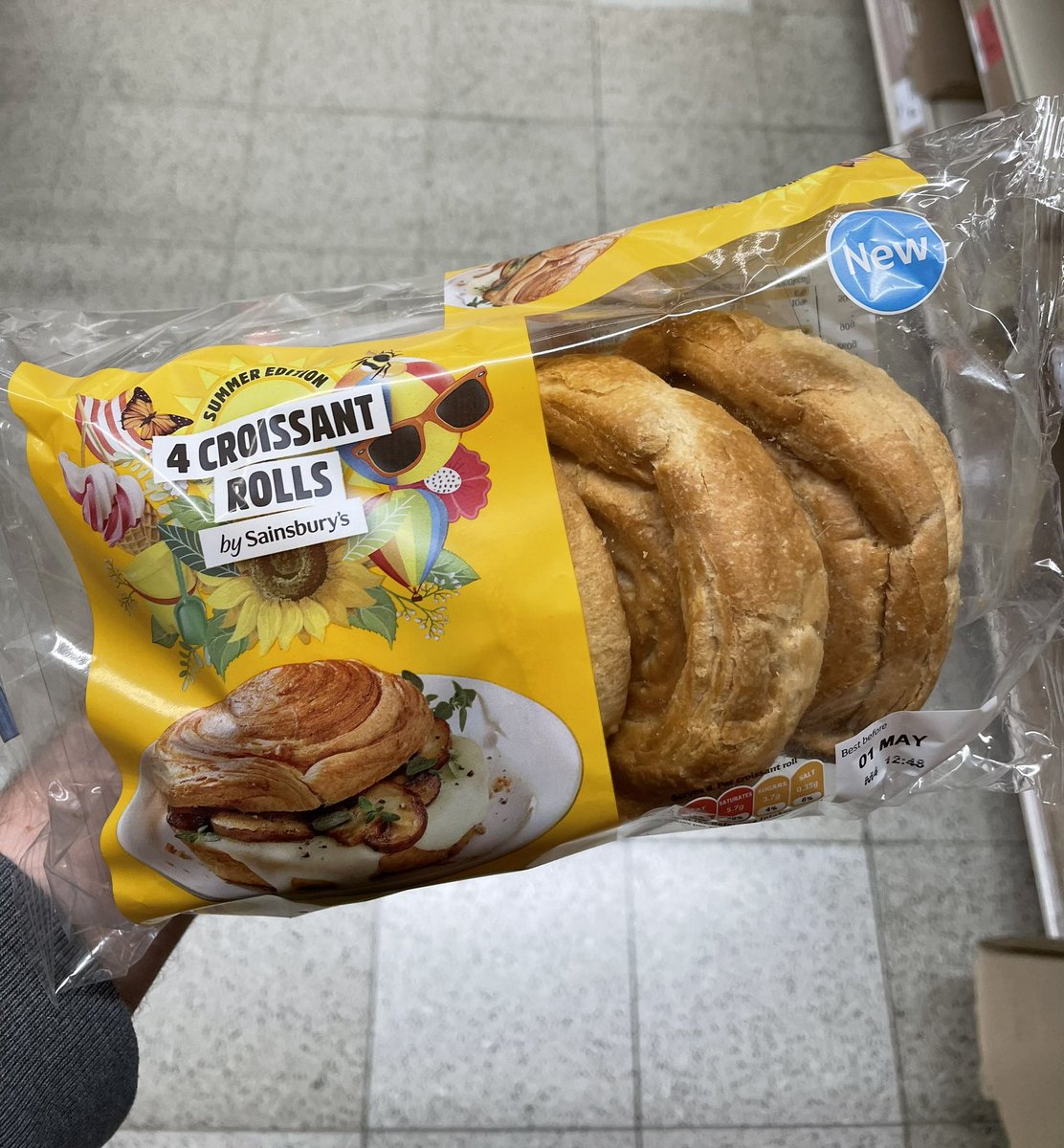 All_Things_New_'s tweet photo. Croissant Rolls! 🥐 At Sainsbury’s @sainsburys #sainsburys #croissant #roll #crolls #summeredition #summer #wellthisisnew https://t.co/PBgBvjvZOx