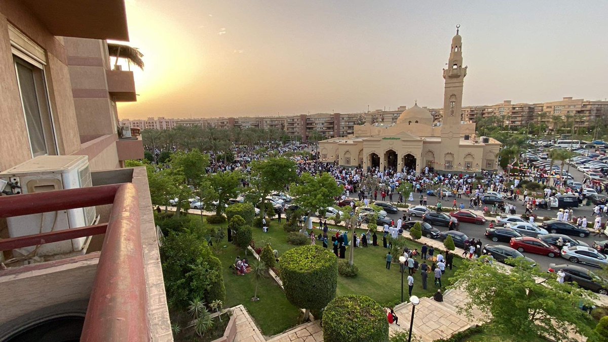 5thSettlement's tweet photo. صلاة العيد من الرحاب - مسجد طلعت مصطفى
تصوير هبة سويدان
كل عام وأنتم وأحبابكم بخير وسعادة 😍
#5thSettle #NewCairo #التجمع_الخامس #القاهرة_الجديدة
https://t.co/wkurJCZPRp https://t.co/NLlR8H9hFq