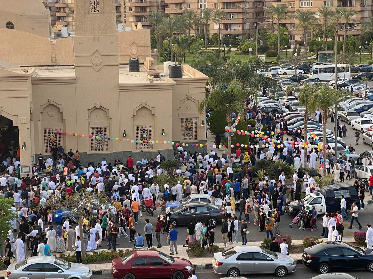 5thSettlement's tweet photo. صلاة العيد من الرحاب - مسجد طلعت مصطفى
تصوير هبة سويدان
كل عام وأنتم وأحبابكم بخير وسعادة 😍
#5thSettle #NewCairo #التجمع_الخامس #القاهرة_الجديدة
https://t.co/wkurJCZPRp https://t.co/NLlR8H9hFq