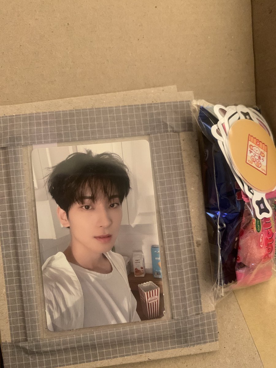 wonwonsbasket's tweet photo. wonwoo popcorn is here 🥰🫶 🍿 thank you so much @dechancart and @ramyeonzmart! 💖 #rmph_feedbacks https://t.co/cV9rRuhjzl