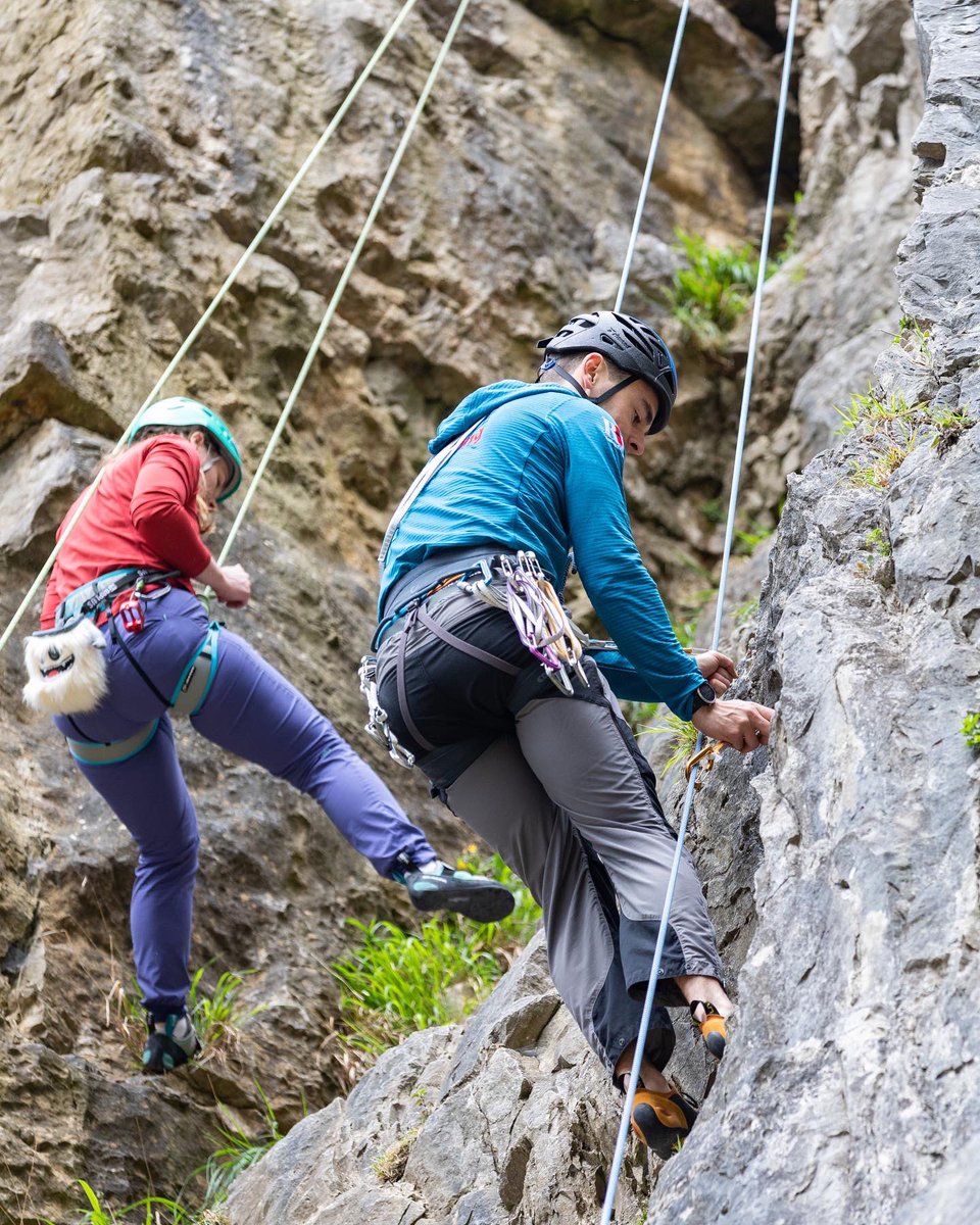 To top off the weekend, our climbers took to the rocks in the Peak District!

What a weekend! Thanks everyone for coming, see you at the next meet! 👋🏼 🧗🏻