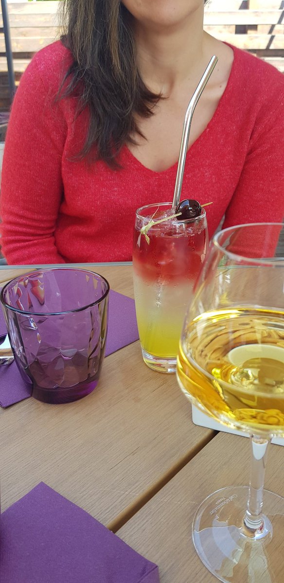 gentside33's tweet photo. Un avalanche de couleurs 🌈 avec la merveilleuse @HiddenApple_ https://t.co/faIk3l5WYu