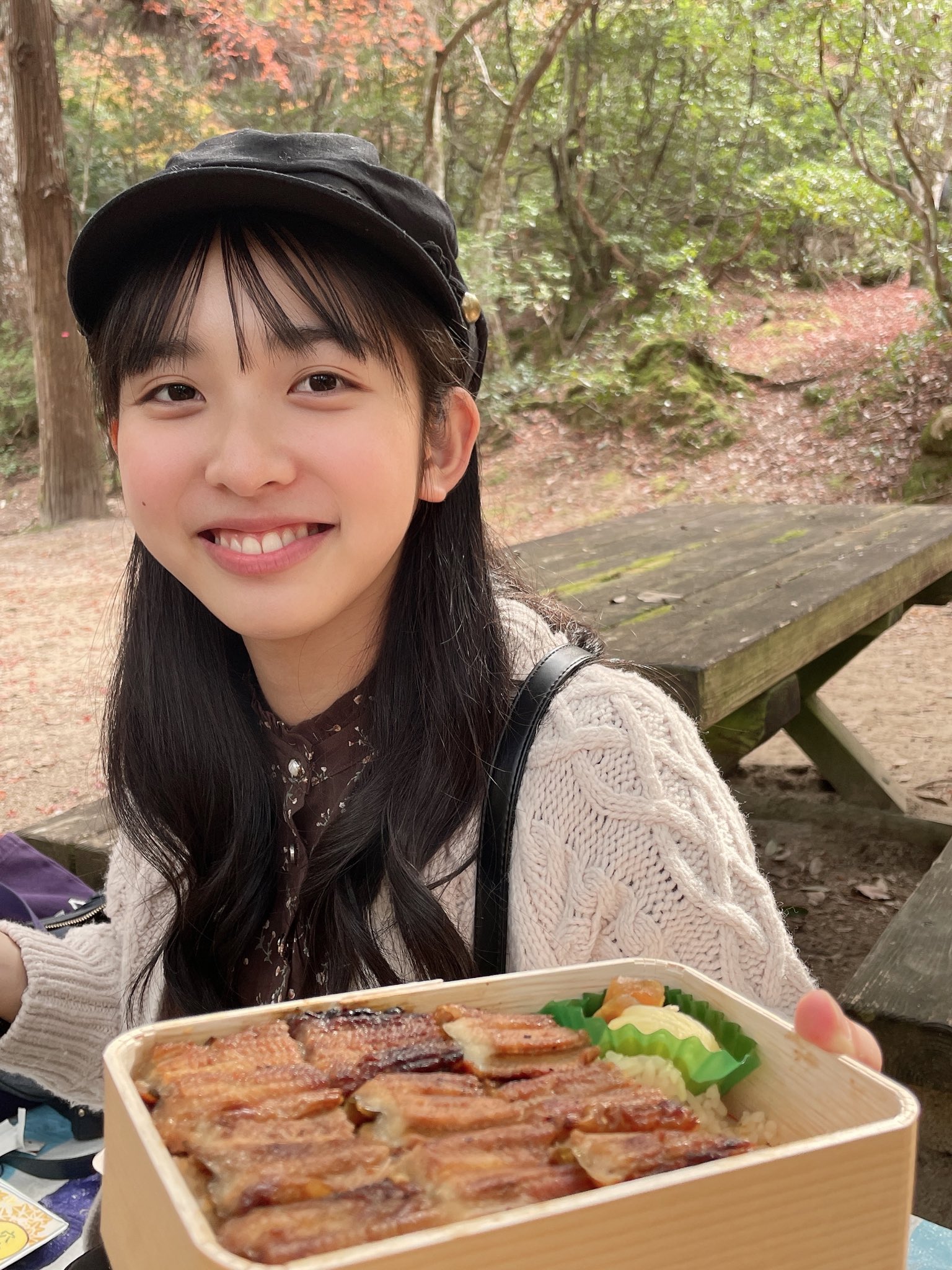 川又 優菜 あなご飯はフェリーで渡る前に うえのであなご飯のお弁当を買ってみてください めちゃめちゃ美味しい それを持って宮島へ渡る フェリーを降りてすぐ 宮島笑福 牡蠣がとにかく大っきい 他にもお刺身とかもあるみたいです ゆなの 川又 優菜 あなご飯はフェリーで渡る前に うえのであなご飯のお弁当を買ってみてください めちゃめちゃ美味しい それを持って宮島へ渡る フェリーを降りてすぐ 宮島笑福 牡蠣がとにかく大っきい 他にもお刺身とかもあるみたいです ゆなの