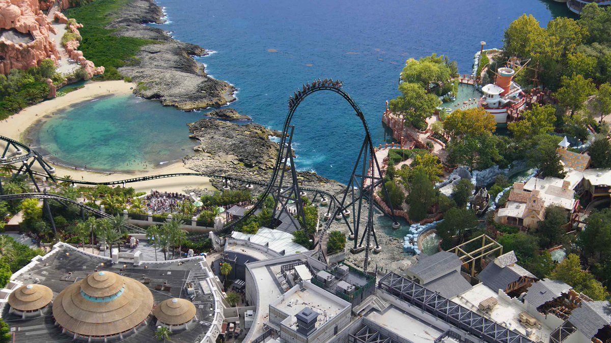 bioreconstruct's tweet image. Today is anniversary of first #UOAP guests riding Jurassic World VelociCoaster on Isla Nublar.

This is a UHD or 3840x2160 composite photo that you are welcome to save out for personal use as digital wallpaper.