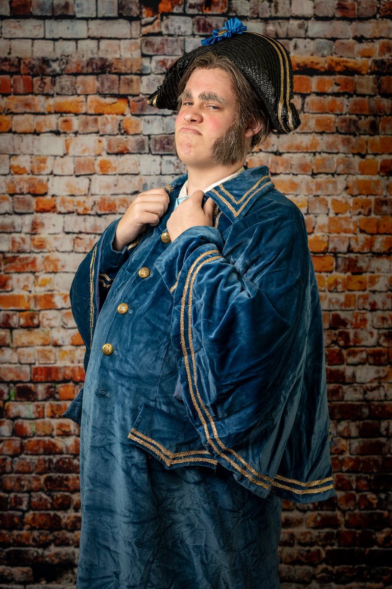 Five Star Theatre tweet media