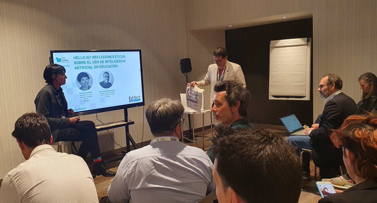 EscolaPalcam's tweet photo. Assistim a l'#edtechcongressbcn, congrés d'innovació i tecnologia del món educatiu, per continuar la transformació digital de Pàlcam dirigint la mirada cap el futur.  #EscolaPàlcam, #FormacióDocents https://t.co/kuvAf4xdT8