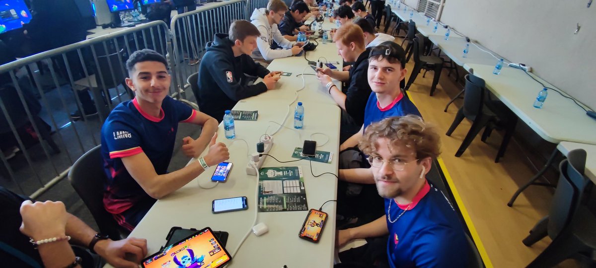 Miit0_'s tweet photo. On a encore vécu une super LAN ! 
Merci à @ThononGameFest pour l’organisation et surtout à toute la communauté Brawl Stars française pour se super week-end 👌🏅 (impossible de citer tout le monde ! 🤣) https://t.co/yGhUp46FyF