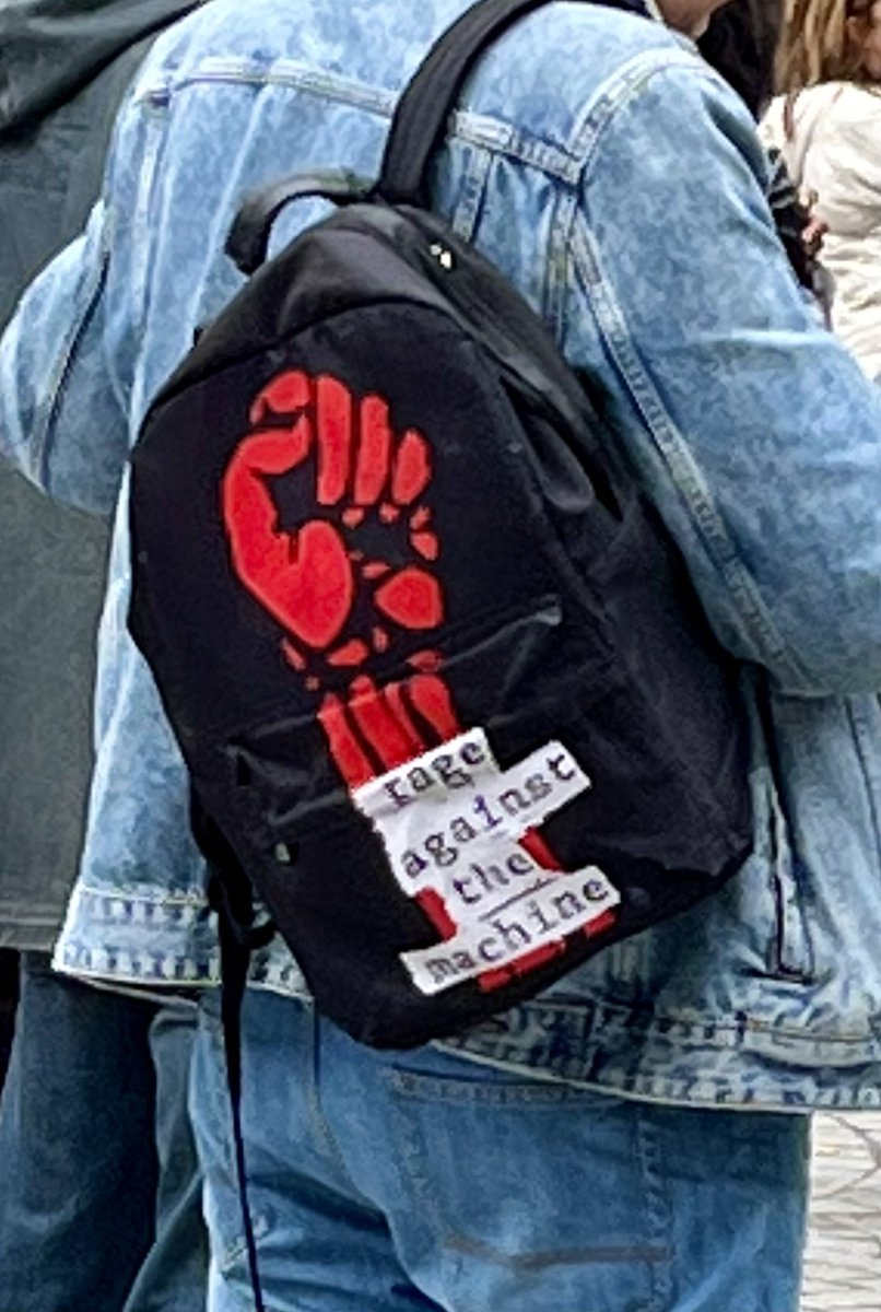 LarryMcCarthy's tweet image. Happy to #RageAgainstTheMachine on #MayDay in Porto, Portugal… and life goes on.