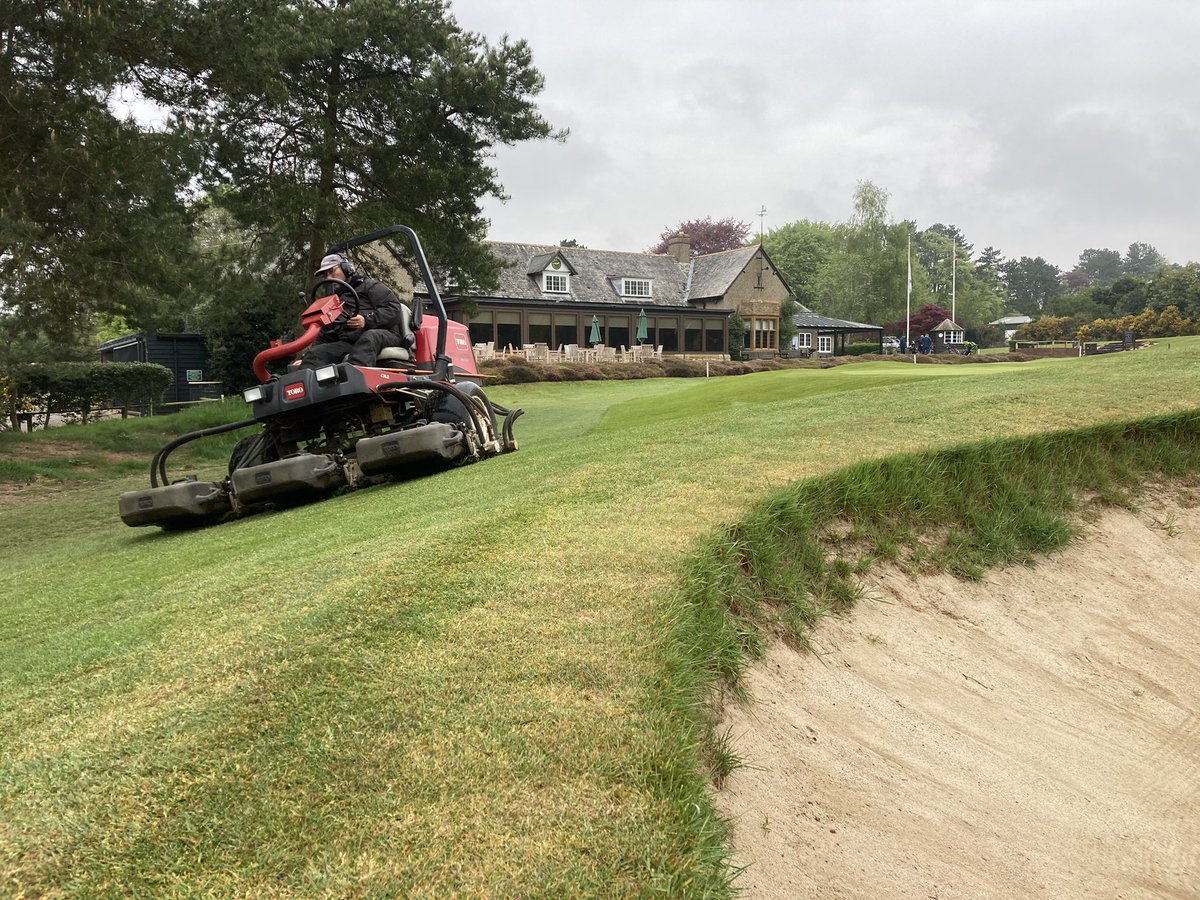 Mr__Hay's tweet photo. Bank holiday Monday and we’ve done a full course mow. Strong start to the week. We have a cracking crew. https://t.co/M9SCcwqhbT