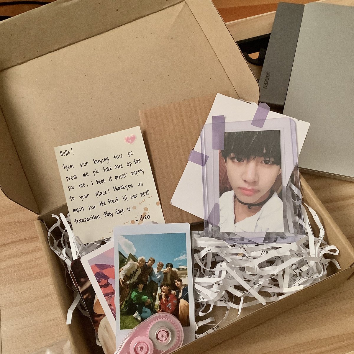 vantaestudioss's tweet photo. another pc agenda came home π₯Ήβ¨ taetae came home safely!! thank you so much @KTHLUV995 for a smooth transaction! super love and appreciate the packaging hehe
#kthluvproofs https://t.co/FDy1gP249l