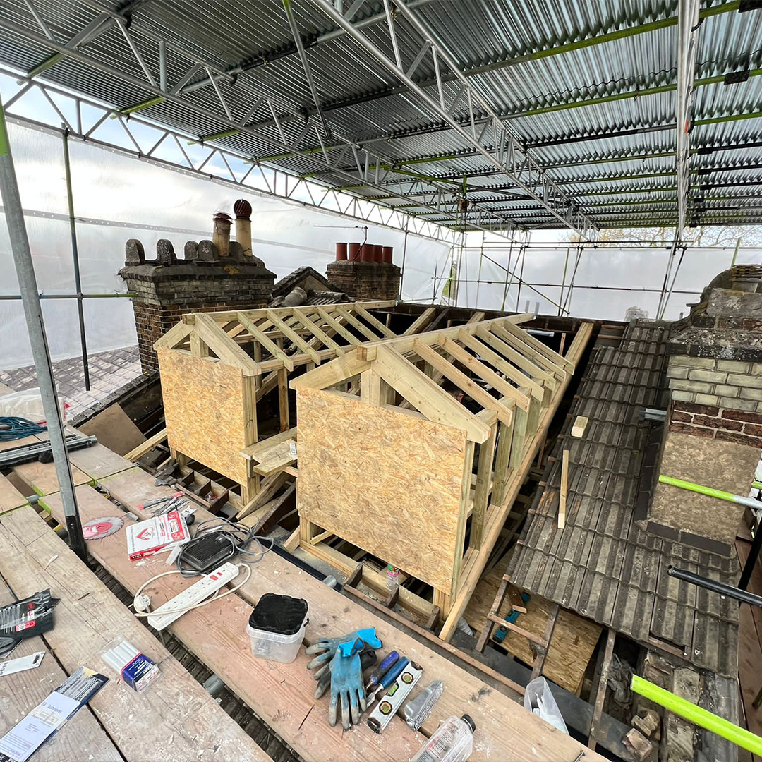 LMBGroup's tweet image. #Loftconversion progress… 🚧

Here we have a pitched dormer conversion taking shape. Dormer loft conversions are versatile and give much more light to your new room, thanks to the installation of traditional dormer windows. 🏠

lmb-lofts.com