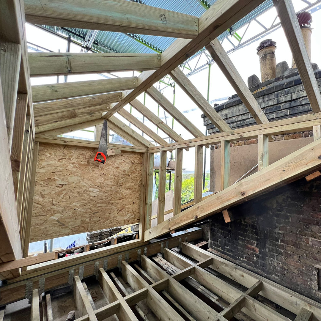 LMBGroup's tweet image. #Loftconversion progress… 🚧

Here we have a pitched dormer conversion taking shape. Dormer loft conversions are versatile and give much more light to your new room, thanks to the installation of traditional dormer windows. 🏠

lmb-lofts.com
