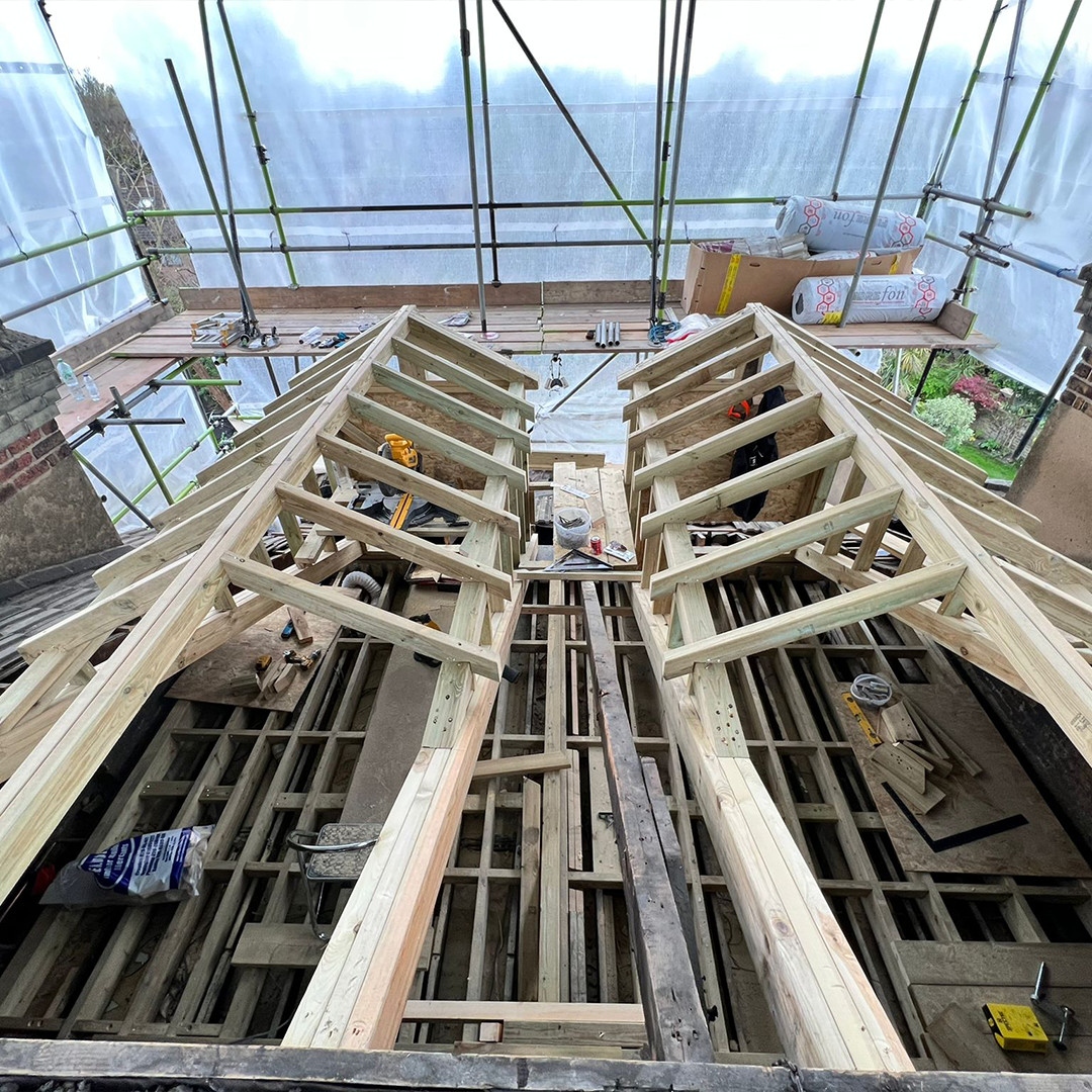 LMBGroup's tweet image. #Loftconversion progress… 🚧

Here we have a pitched dormer conversion taking shape. Dormer loft conversions are versatile and give much more light to your new room, thanks to the installation of traditional dormer windows. 🏠

lmb-lofts.com