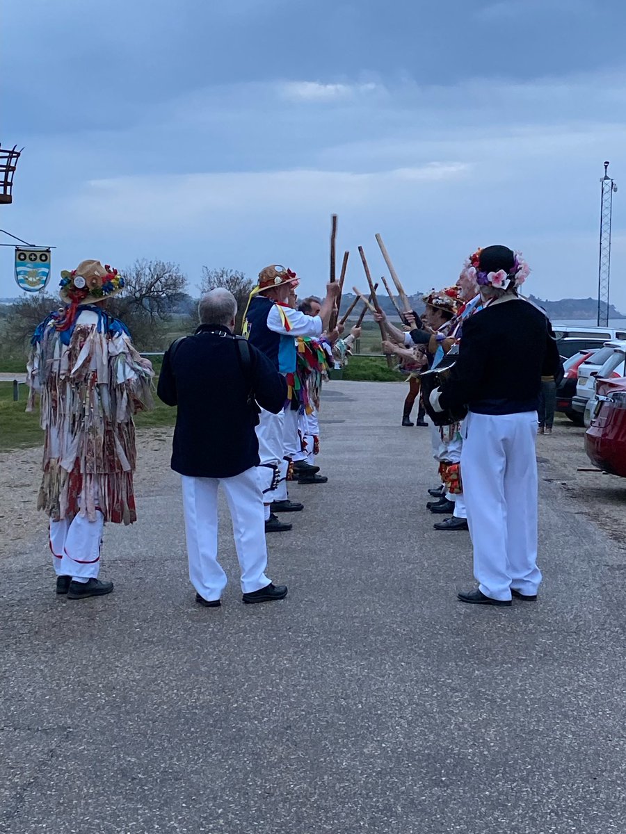 rsjmum's tweet photo. Another wonderful day out @Visit_Suffolk following #EastSuffolkMorrisMen - dawn at Felixstowe, breakfast #HMSVale, travelling @EastSuffolkLine dancing in Beccles, tea @stationhouse01 - all amazing https://t.co/7wc5J1rOjo