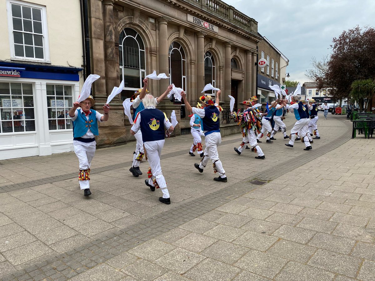 rsjmum's tweet photo. Another wonderful day out @Visit_Suffolk following #EastSuffolkMorrisMen - dawn at Felixstowe, breakfast #HMSVale, travelling @EastSuffolkLine dancing in Beccles, tea @stationhouse01 - all amazing https://t.co/7wc5J1rOjo