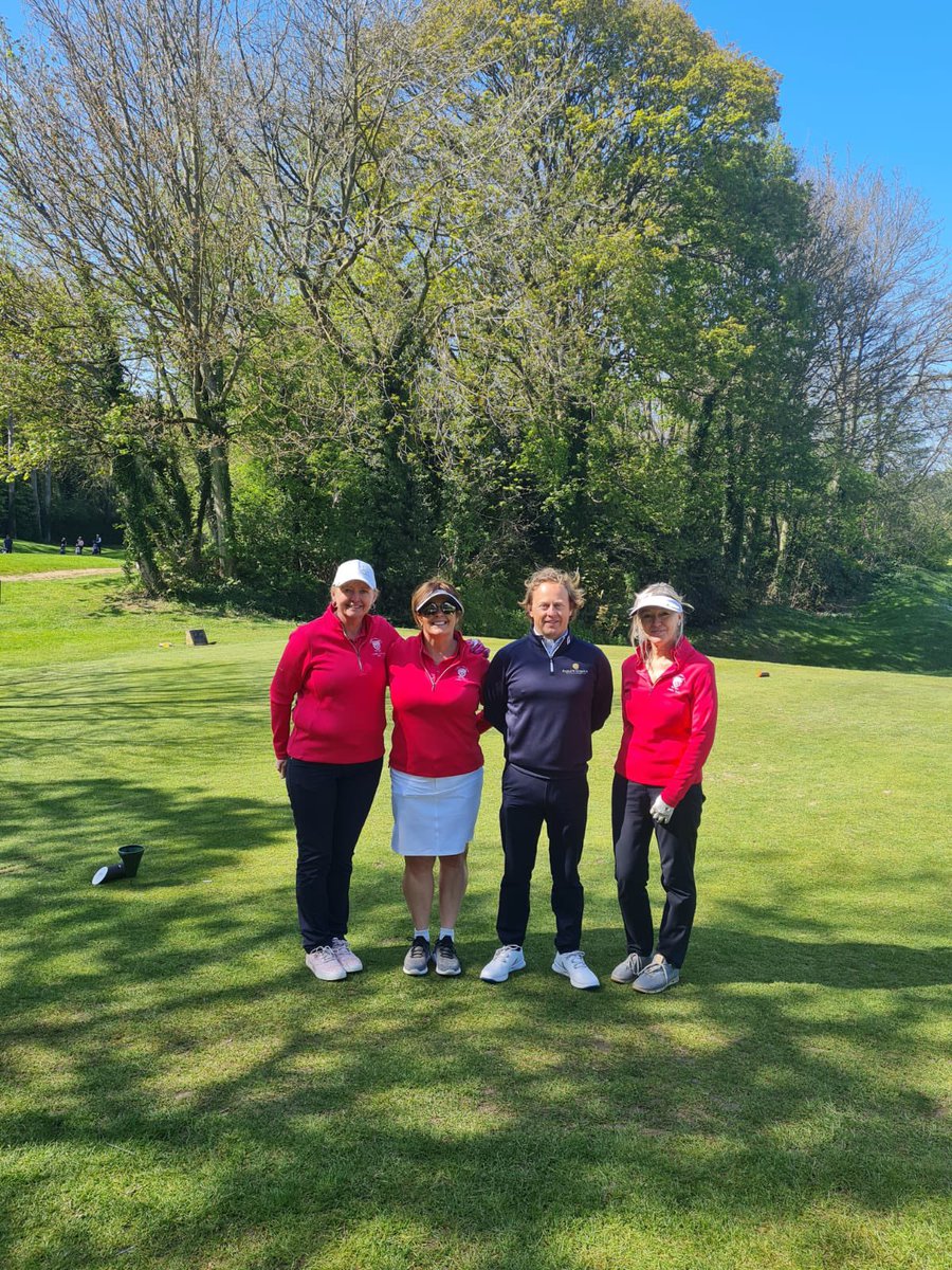 JDransfieldGolf's tweet photo. Great to play @BroughGolfClub Ladies Pro Am on Friday. Even better for my team to win, not quite the top prize for me in the individual with a 3rd place finish. @heswallgolfclub #HadlowEdwards https://t.co/cfFANythnL