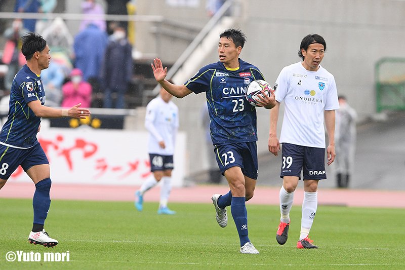 SoccerKingJP's tweet photo. 🖼写真ギャラリー🖼
🇯🇵明治安田生命J2リーグ第13節
⚽️ザスパクサツ群馬 3－3 横浜FC
🗓2022年5月1日
🏟正田醤油スタジアム群馬
📸森優斗 @0320_yuto 
掲載枚数 / 44点
https://t.co/Amq1VvhRSp https://t.co/0khmGLpsVx