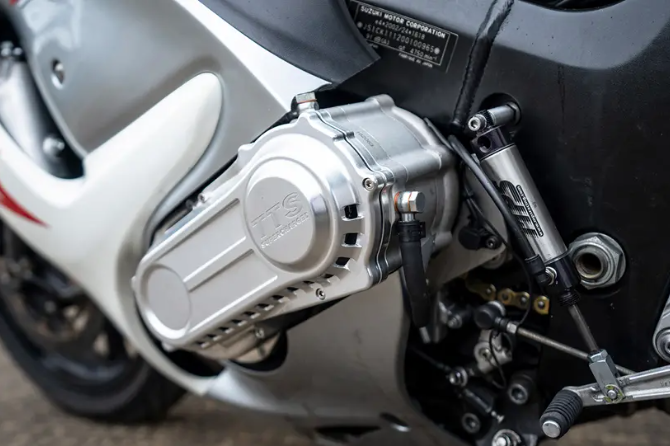 motodinamia's tweet image. 💪🏻Hayabusa potenciada: crearon un kit para llevarla hasta 360 CV 🔗 tinyurl.com/4swa9fke

#TTSPerformance #rotrex #sobrealimentador #SuzukiHayabusa