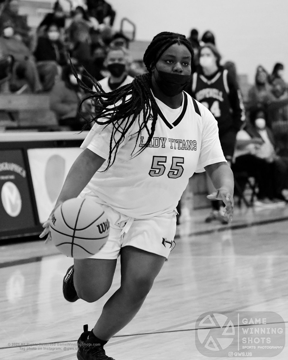 Titan Up ⚔️Titan Down💙🖤