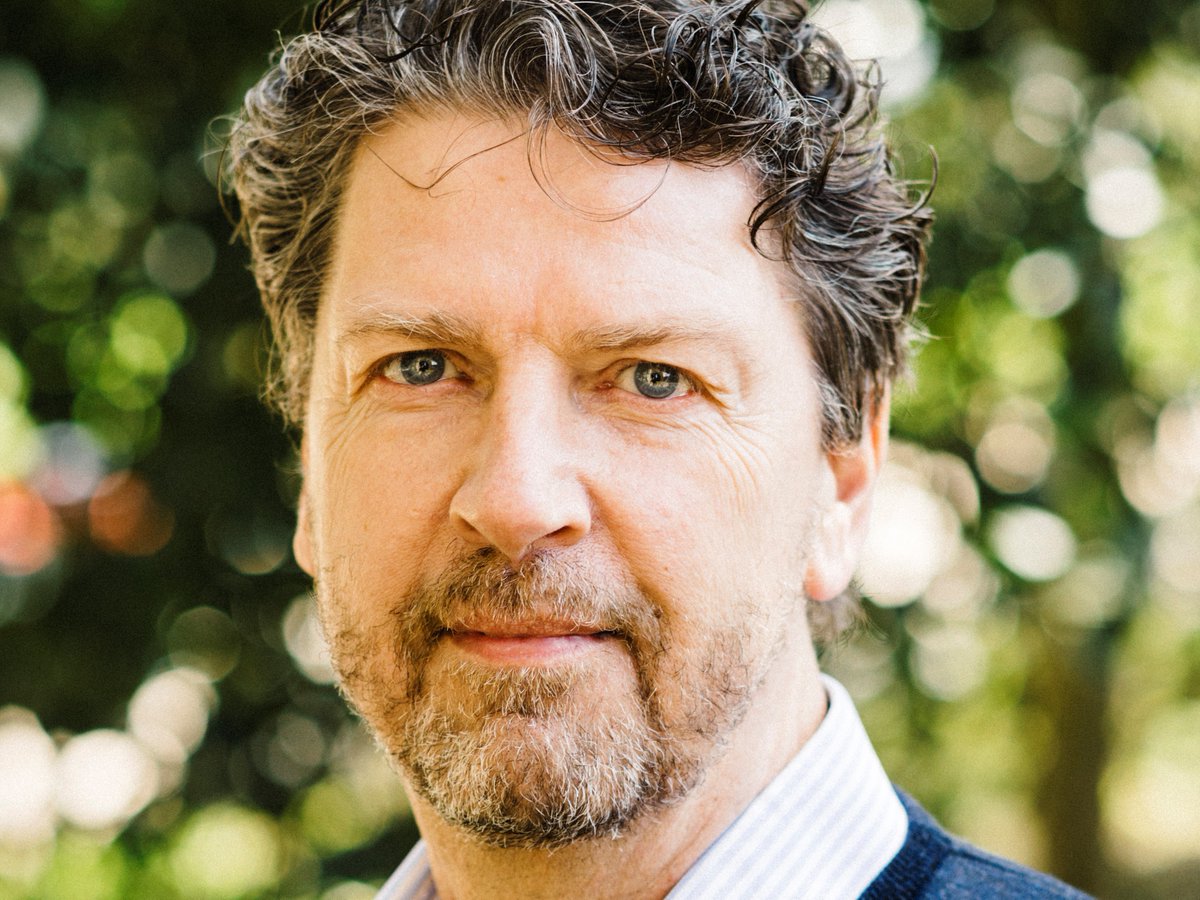 iberaad's tweet image. Ook na het Informatieberaad Zorg wil @Altrecht-bestuurder @deNLggz Lex de Grunt, zich blijven inzetten voor digitale transformatie in de zorg. “Ik zou wel een leergang digitale transformatie in de zorg voor zorgbestuurders  willen ontwikkelen.” informatieberaadzorg.nl/actueel/nieuws…