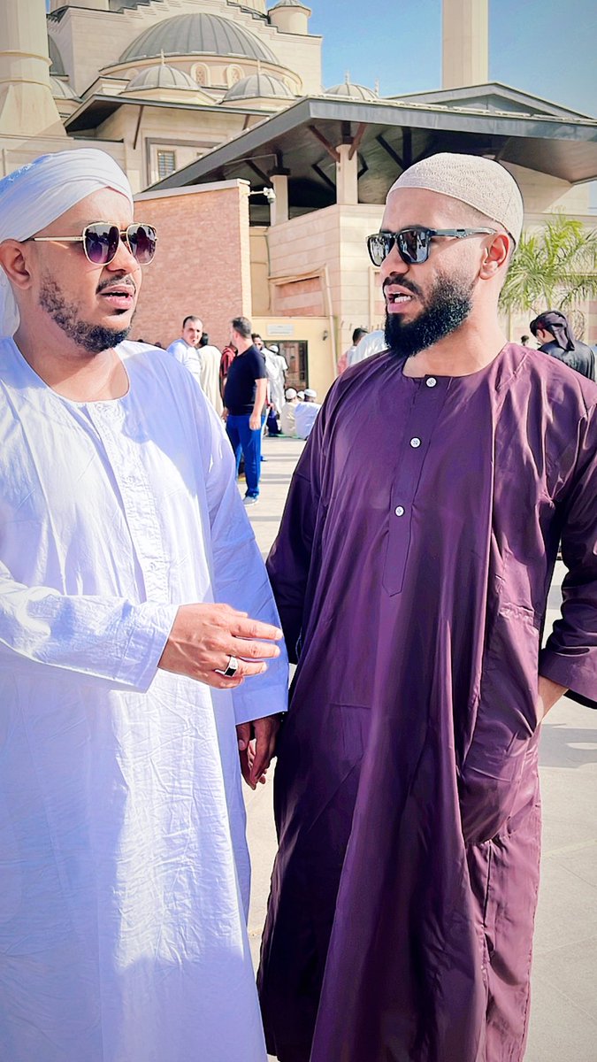 Jookkiiii's tweet photo. Happy eid you all 🍀❤️ https://t.co/5ijklmuBat
