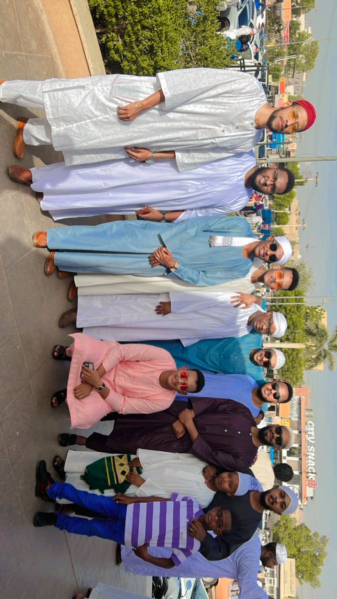 Jookkiiii's tweet photo. Happy eid you all 🍀❤️ https://t.co/5ijklmuBat