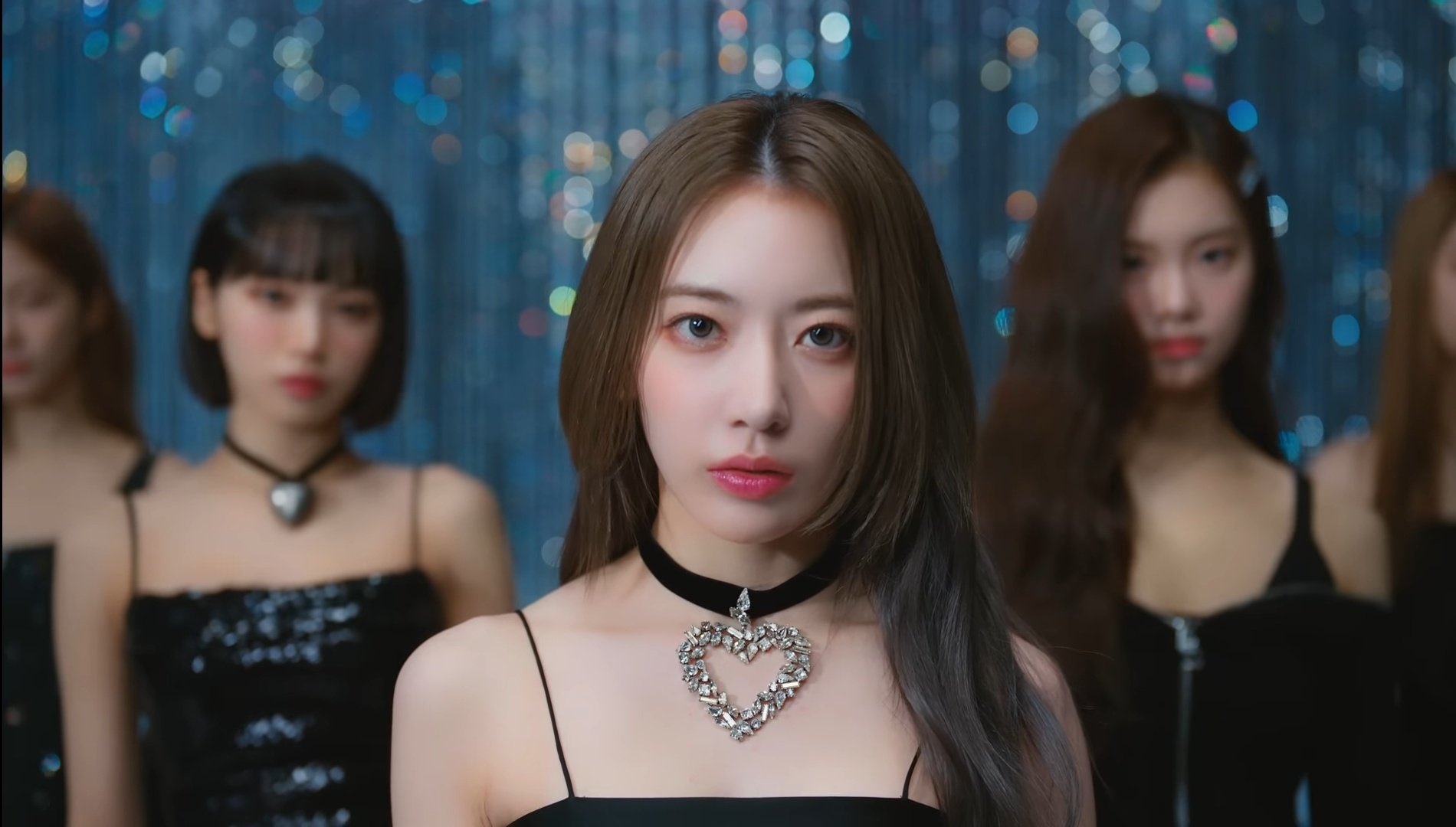 超目玉枠 IZ*ONE 宮脇咲良デザイン マフラータオル - www.gorgas.gob.pa