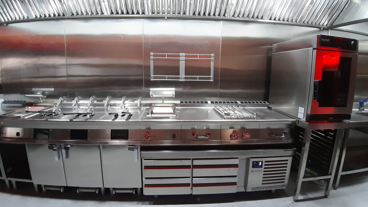 kitchenconsult_'s tweet photo. Hoy Vicio es una de las empresas con mayor proyección en el sector de la hostelería, diseñar sus cocinas, fabricar a medida sus muebles y llevar a cabo sus instalaciones es un gran reto, pero la verdad es que nos encanta!!
#Vicio #cocina #kitchen #KitchenConsult https://t.co/OZxx7ceq2P
