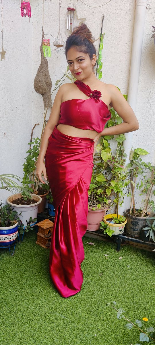 Prranita9's tweet photo. DRAPE THERAPY - RED CARPET DRAPE
#drapetherapy #redcarpetdrapes #redcarpetfashion #sareedraping #sareefashionblogger #sareelover #sareeindia #sareeintodress #sareespeak #drapewithprranita #styleupwithpranita #entertainerprranita #punekar
2๏ธโฃ4๏ธโฃ
โค๏ธโค๏ธโค๏ธโค๏ธโค๏ธโค๏ธโค๏ธโค๏ธโค๏ธโค๏ธโค๏ธโค๏ธโค๏ธ https://t.co/uxufKixRwR