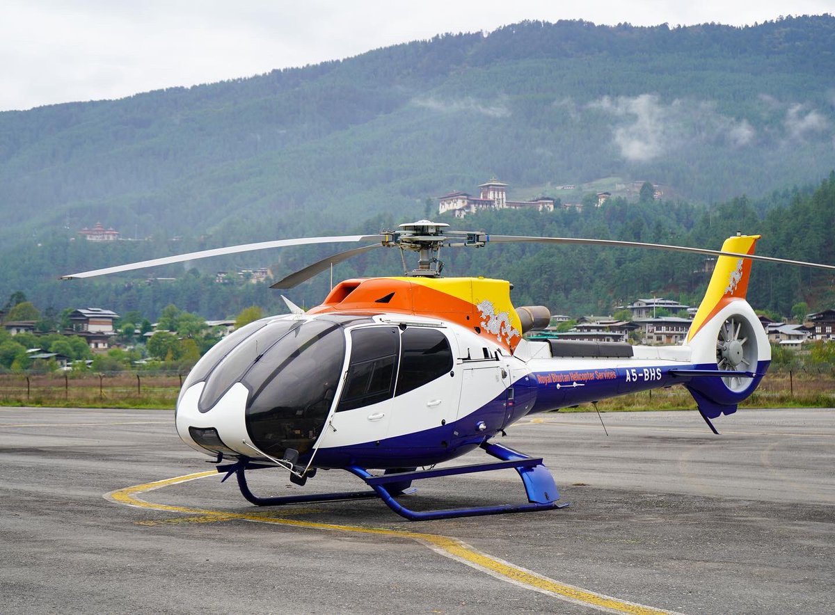 bhutanheli's tweet photo. 🇧🇹🚁 On this auspicious occasion of the Birth Anniversary of His Majesty The Third Druk Gyalpo, as per the Royal Command of His Majesty The Fifth Druk Gyalpo, Royal Bhutan Helicopter Services Ltd.  inaugurated its new base at Bumthang Domestic Aiport. https://t.co/DvqB2ZIQCl