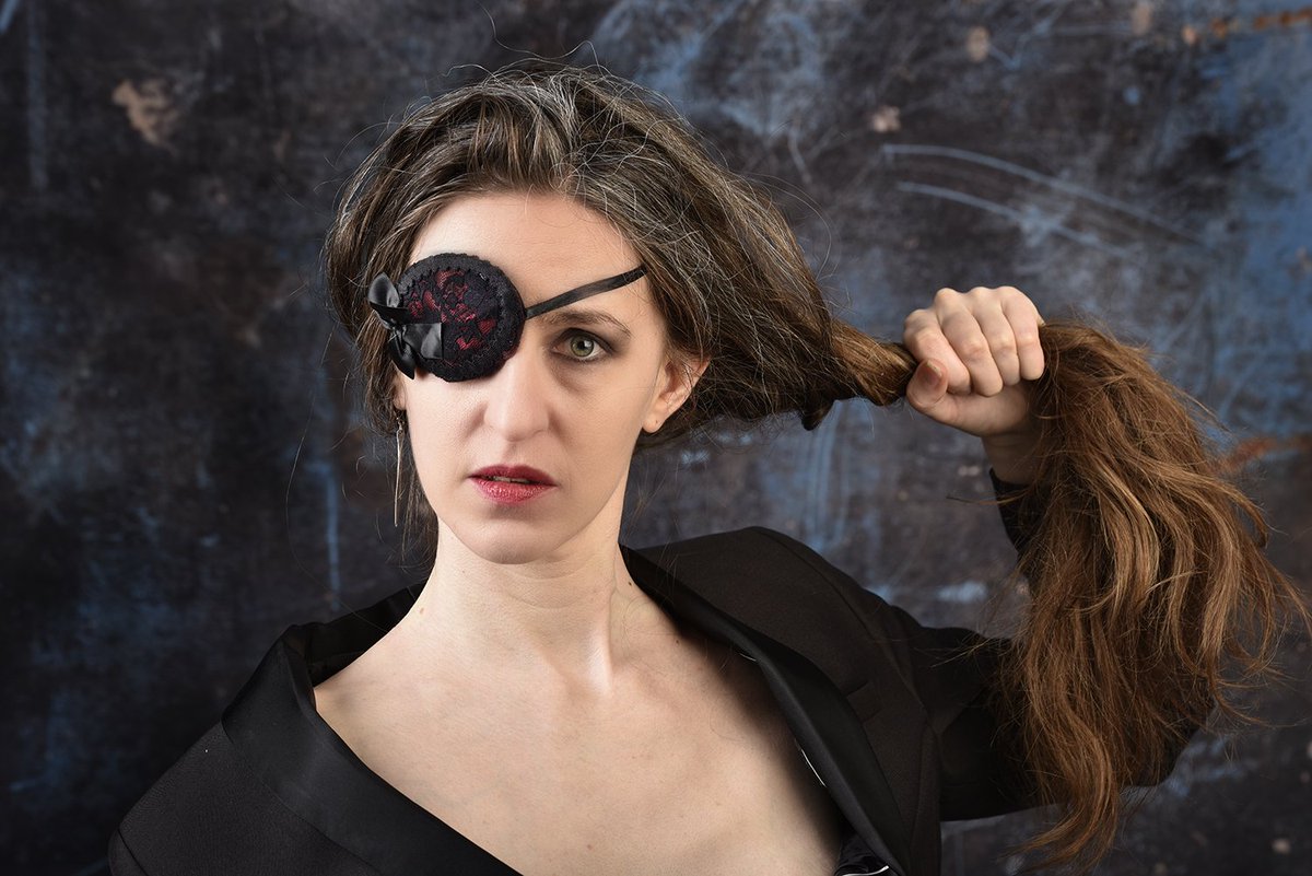 AntoineDeratte's tweet photo. Modèle #photographie #art #portrait #bodypainting https://t.co/c0SJEOQty2