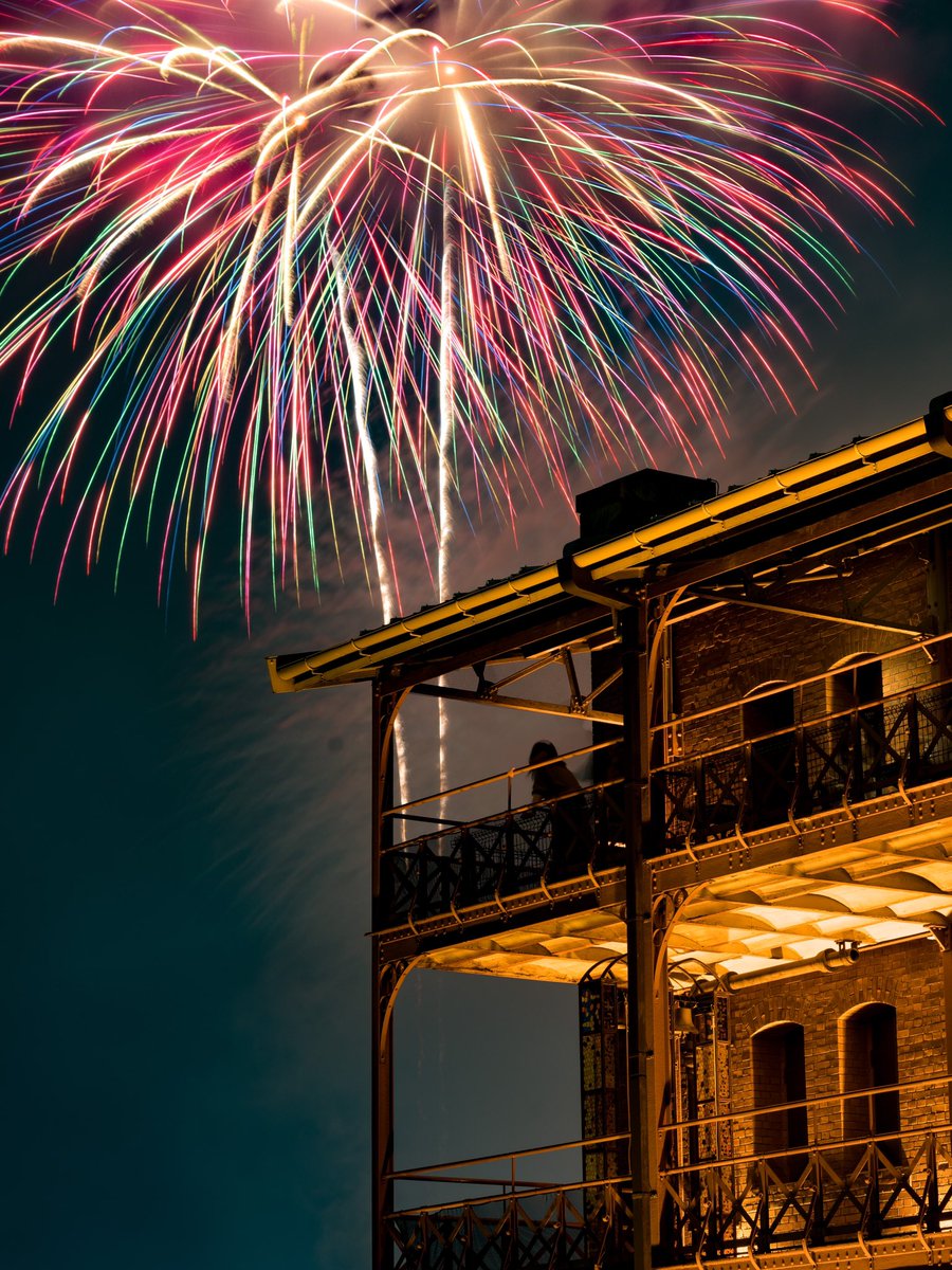 ShoheiYamaMovie's tweet image. 気まぐれに花火写真4枚並べてみた。#花火　#東京カメラ部