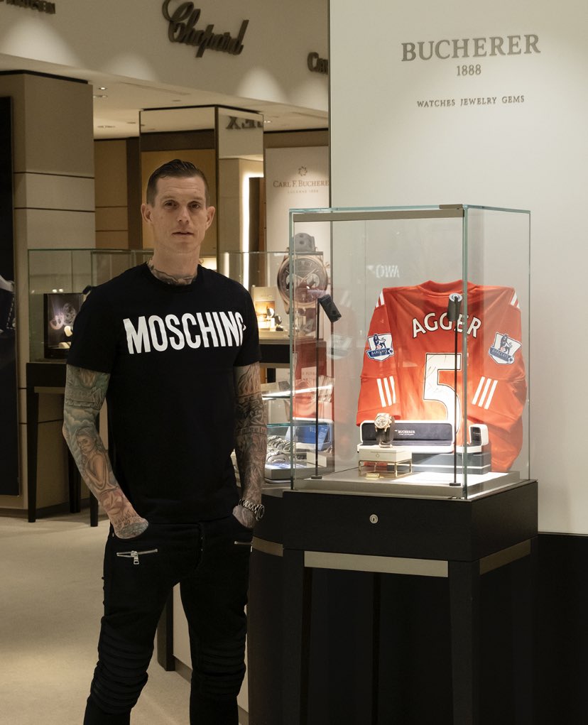 DanielAgger's tweet image. ”Bucherer Danmark er Hoved Partner til dette års Agger for Charity event den 4. juni og har doneret et smukt guldur samt diamantsmykker til lodtrækningen”
@ carlfbucherer. #buchererillum #aggerforcharity #carlfbucherer @ buchererfinejewellery