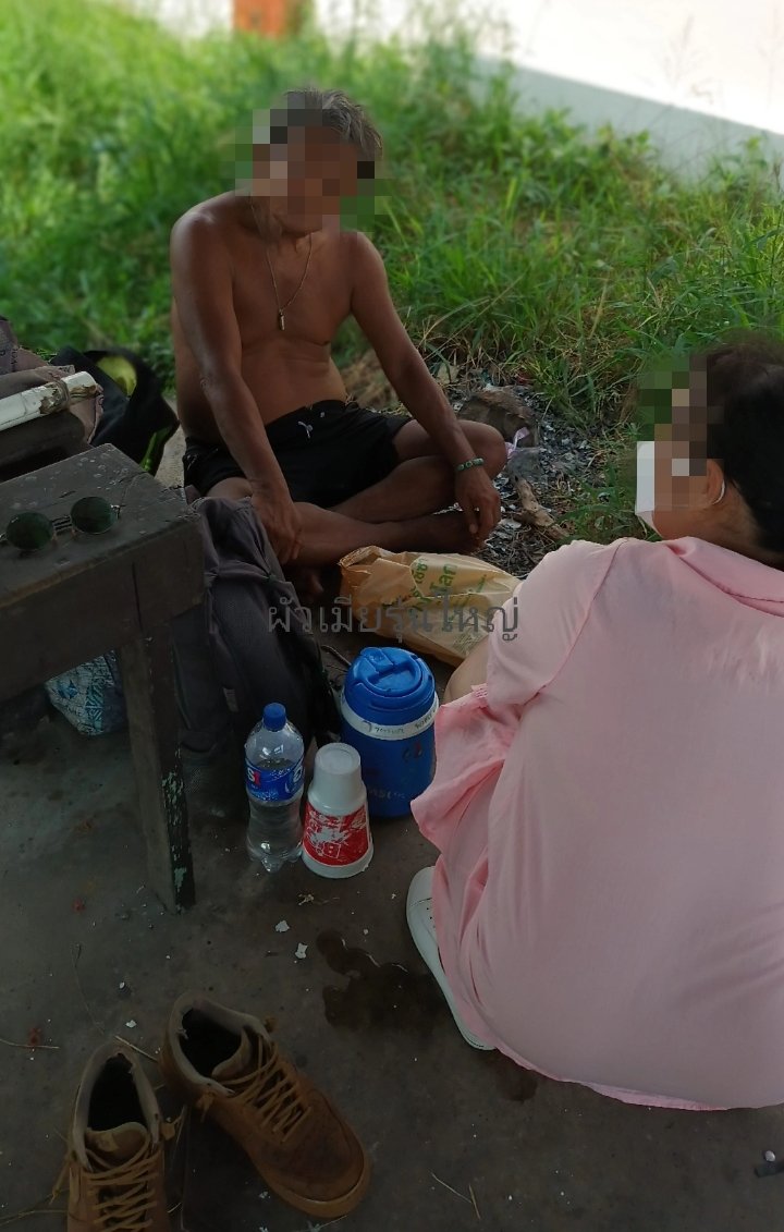 คู่แทัผัวเมียรุ่นใหญ่ outdoor ไม่แลก tweet media