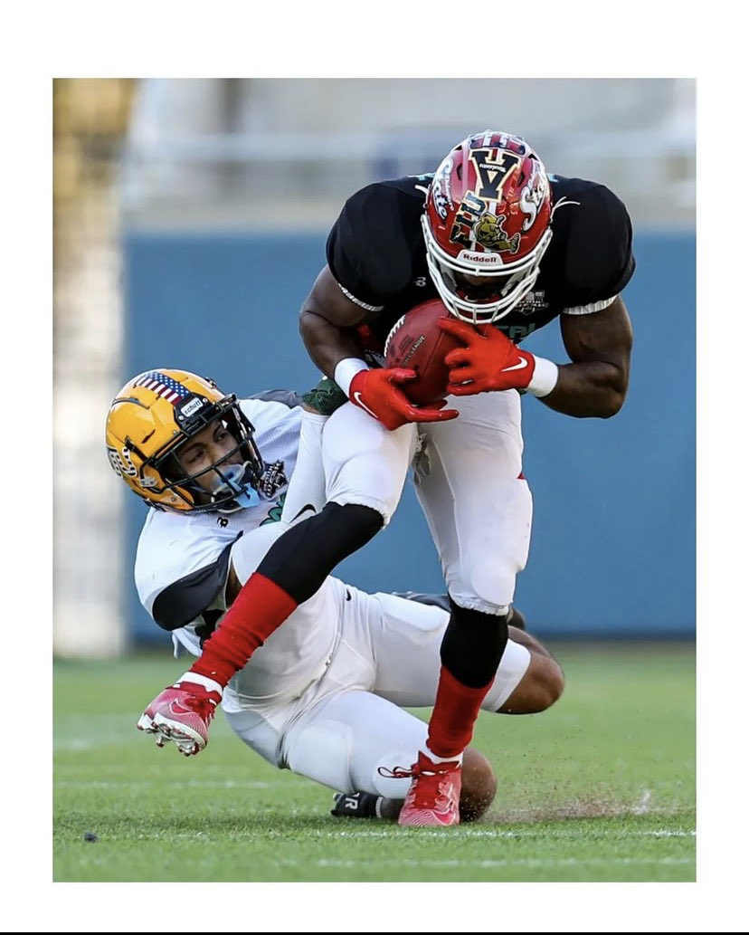 shegross's tweet photo. ⁦@TREYTHEGREAT23⁩ you have been a problem no matter the defender. FCS, FBS, Tropical Bowl, FCS Bowl, Legacy Bowl. You’ve been an impact player that can be a nightmare for your opponent when you’re used. Imagine being scored on by my guy, then see him make a tackle on ST💪🏾 https://t.co/5DZTHL9QzT