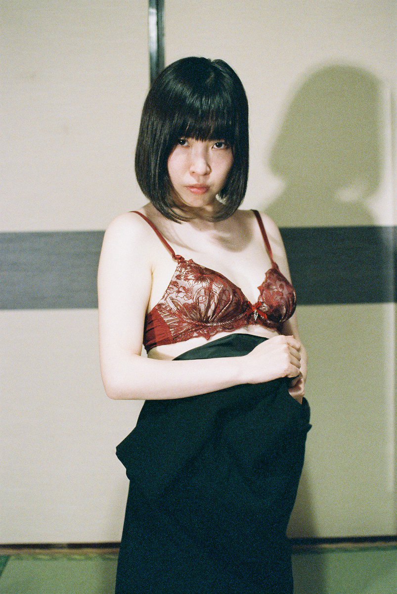 mark_photo_k's tweet photo. 未亡人との「密会３」
model:青井深琴[@aoi_mikoto_]
#ポートレート 
#portrait 
#被写体募集 
#PENTAX 
#ペンタックス 
#MZ_S 
#SUPERIAVenus800 https://t.co/nuwDkW3ZEm