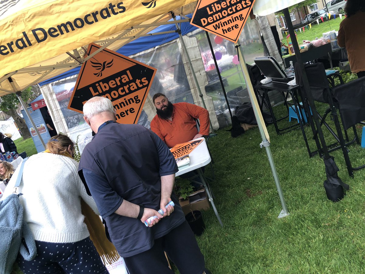Lee Hunt 🔶 #VoteLibDem tweet media