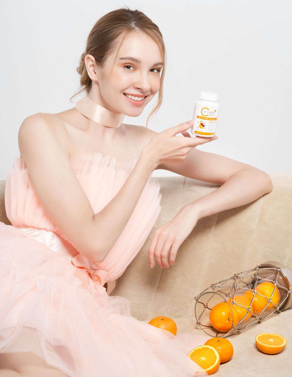 BoomVitCPlus_SK's tweet photo. สุขภาพดี ใครๆ ก็ชอบ
อย่าลืมมอบสิ่งดีๆ ให้ร่างกายด้วย
​​🧡Boom Vit C🧡
หอม อร่อย ไม่ขมคอ
เด็กกินได้ ผู้ใหญ่กินดี
ครบ ในกระปุกเดียว

1 กระปุก 30 เม็ด 299.-

#Boom #BoomVitC #Vitamin #vitaminc #TheiConGroup #ครอบครัวไบร์ทวินช่วยโควิด #สโนว์บอลตลาดแตก #ชาวไบร์ทขายของ #ตลาดนัดไบร์ทวิน https://t.co/lR3UYRVRIo