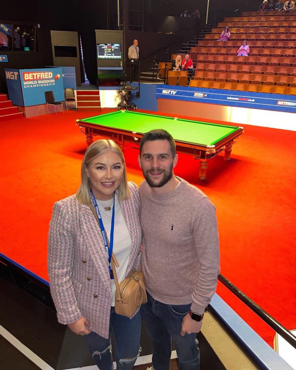 Great time at the Snooker Thursday/Friday with @ChloeAnnaliese! Thank you for the pics @Magician147 @judd147t @WeAreWST