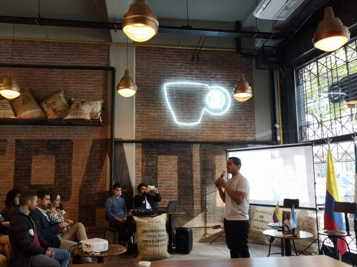 Oscar M. Bolaños tweet media