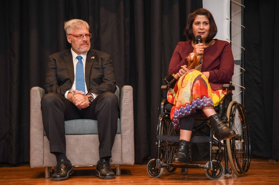 AshishSinghLIVE's tweet photo. Embassy of Israel in collaboration with IIT Delhi &amp; WEE Foundation conducts advanced entrepreneurship prog with 26 women entrepreneurs. Amb @NaorGilon attended the conclave..
@IsraelinIndia @MuhamedHeib @ABPNews https://t.co/PCLT8yGQw6