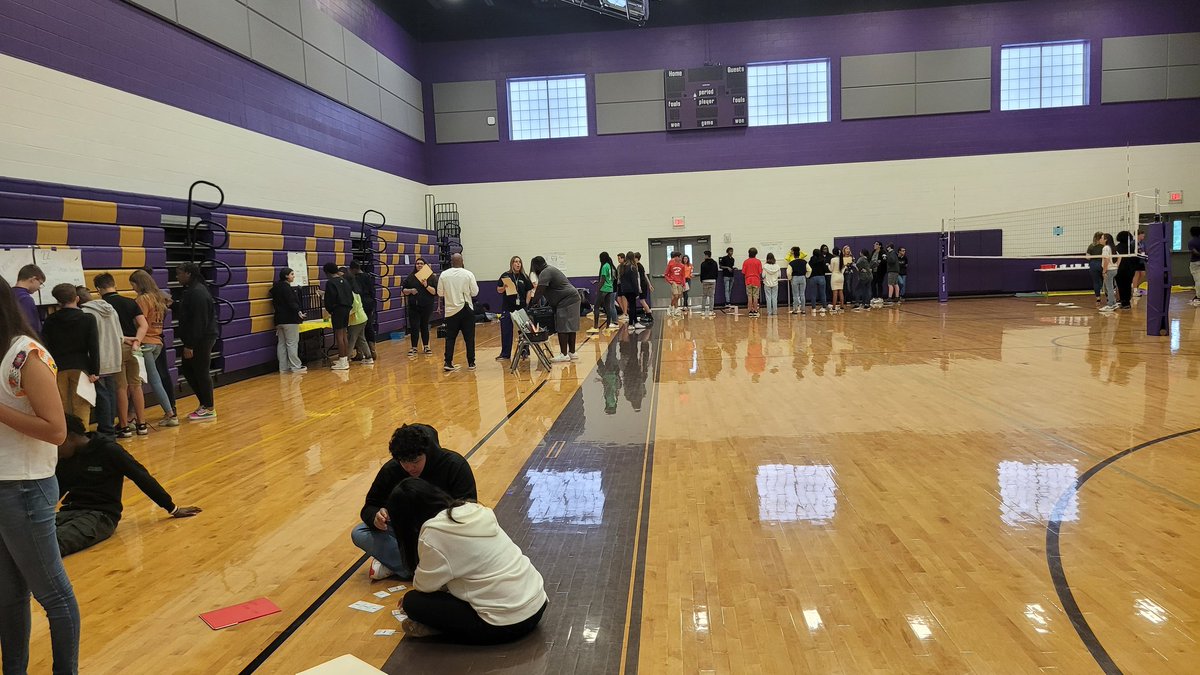 MizLock4's tweet image. It's that time of year again. Our 8th graders getting ready for STAAR! @clague_courtney @TLMSGatorsChomp @ProfessorReb @lewis_jerome  #STAARBLITZ #8THGRADEGATORS #TLMS #RISEUPGATORS