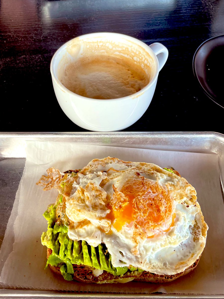 SarahAanwar's tweet image. #FirstBreakfast
#EidMubarak 🤗
#CoffeeTime