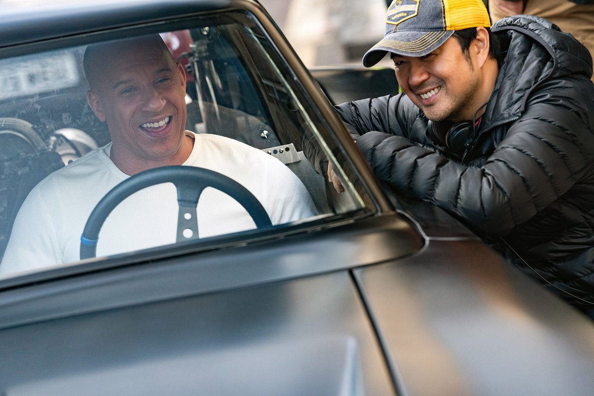 DiscussingFilm (@discussingfilm) on Twitter photo Justin Lin reportedly left 'FAST X' due to Vin Diesel's difficult behavior. 
"Diesel shows up late to the set. He doesn’t know his lines. And he shows up out of shape."
(Source: nydailynews.com/snyde/ny-richa…) Justin Lin reportedly left 'FAST X' due to Vin Diesel's difficult behavior. 
"Diesel shows up late to the set. He doesn’t know his lines. And he shows up out of shape."
(Source: nydailynews.com/snyde/ny-richa…)