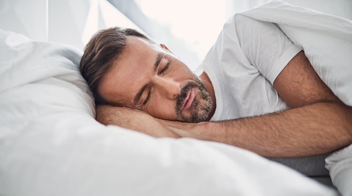 AASMorg's tweet photo. Seven hours is the ideal amount of #sleep for people in middle age and upwards, with too little or too much sleep associated with poorer cognitive performance and #MentalHealth, according to an analysis of data from nearly 500,000 adults. https://t.co/ZRL7gvFO3N https://t.co/AvYAPBguf3
